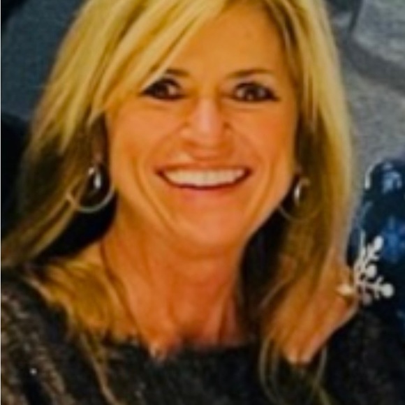 Meet your Posher, Wendy - Picture 5 of 14